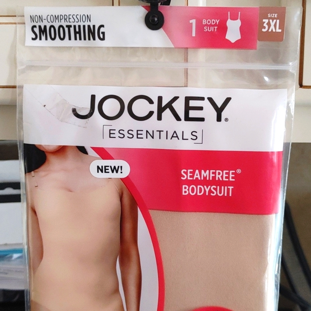 3x seamfree bodysuit by JOCKEY
